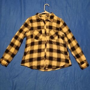 Maurices Black and White Checkered Shirt Sz Medium